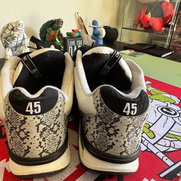 Chad Muska’s Circa CM703 – Vintage Gold - Picture 3 of 11